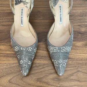 Manolo Blahnik Ivory Ring Lizard Skin Carolyne